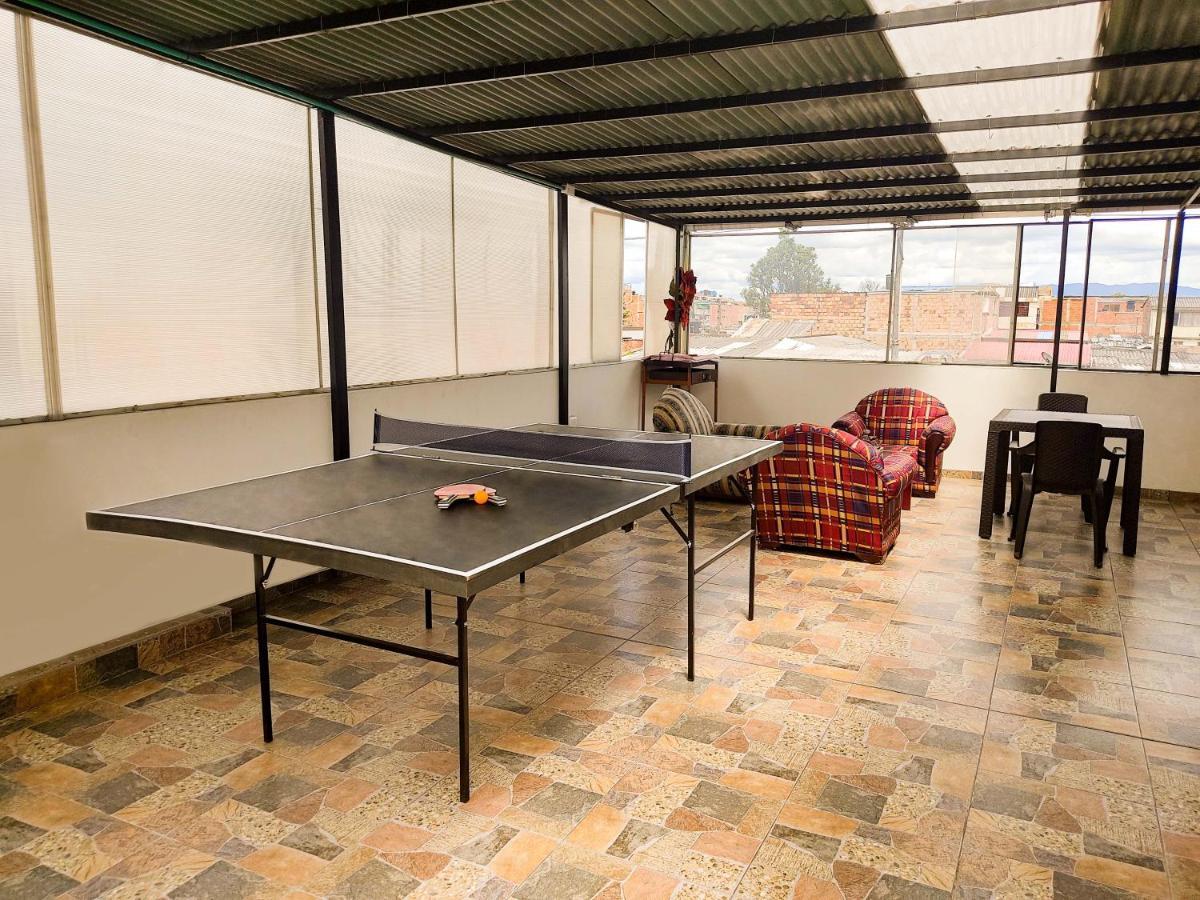 Hermoso Apartaestudio A 10 Minutos Del Aeropuerto Bogota Luaran gambar